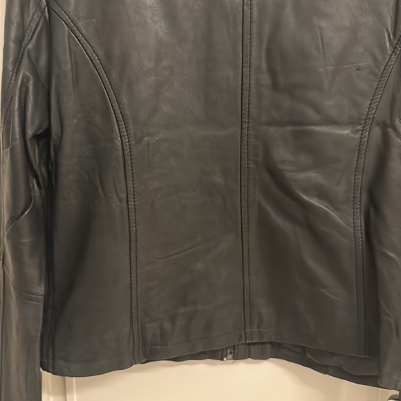 GQ Firenze-Italia Pure Leather short jacket! Classy, stylish, sassy!UK S/M! NWOT - Picture 12 of 16